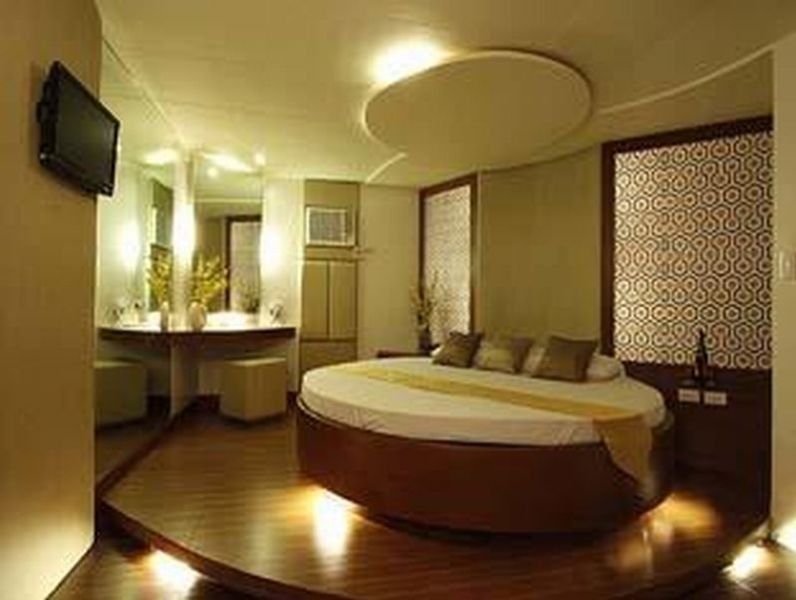Victoria Court Las Pinas Exterior photo